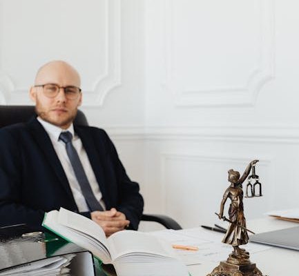 Как банкротство физлица влияет на получение пенсии и социальных выплат